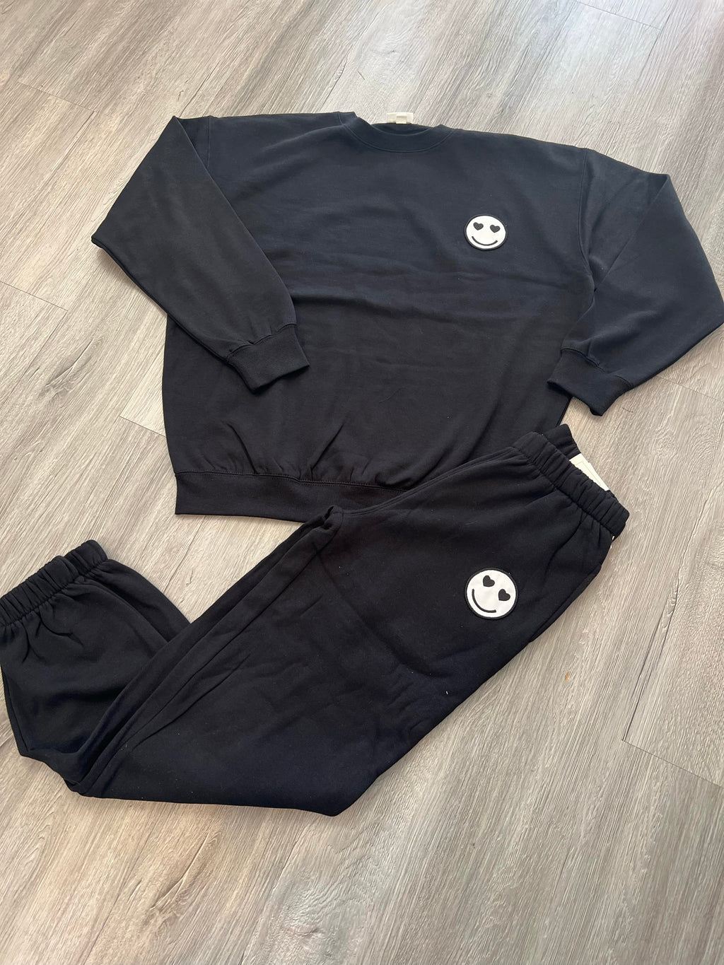 Onyx Smiley Jogger