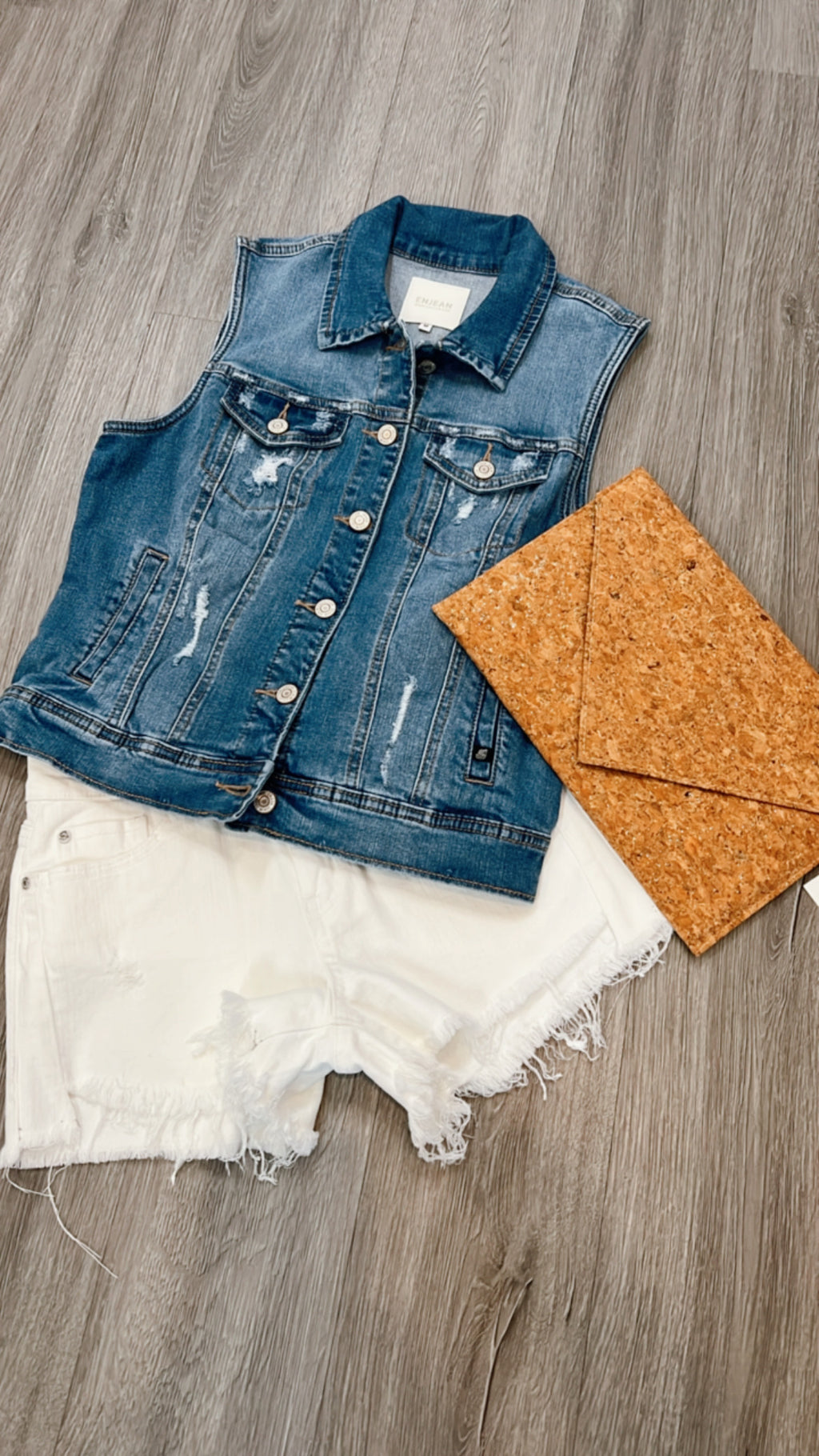 White Cut Off Step Hemmed Shorts